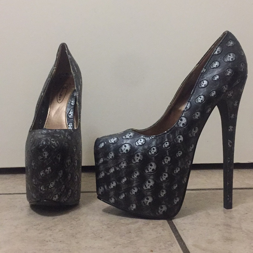 No Doubt Skull Platform Heels